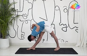 Featured image Parsvottanasana