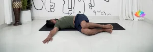 Banner Jathara Parivartanasana