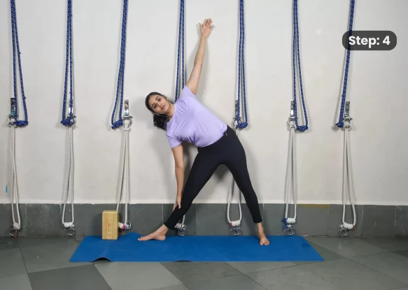 Ardha Chandrasana(step 4)
