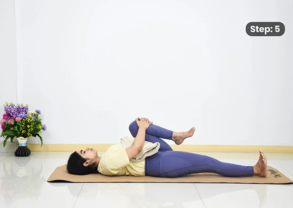 Supta Akunchanasana(step 5)